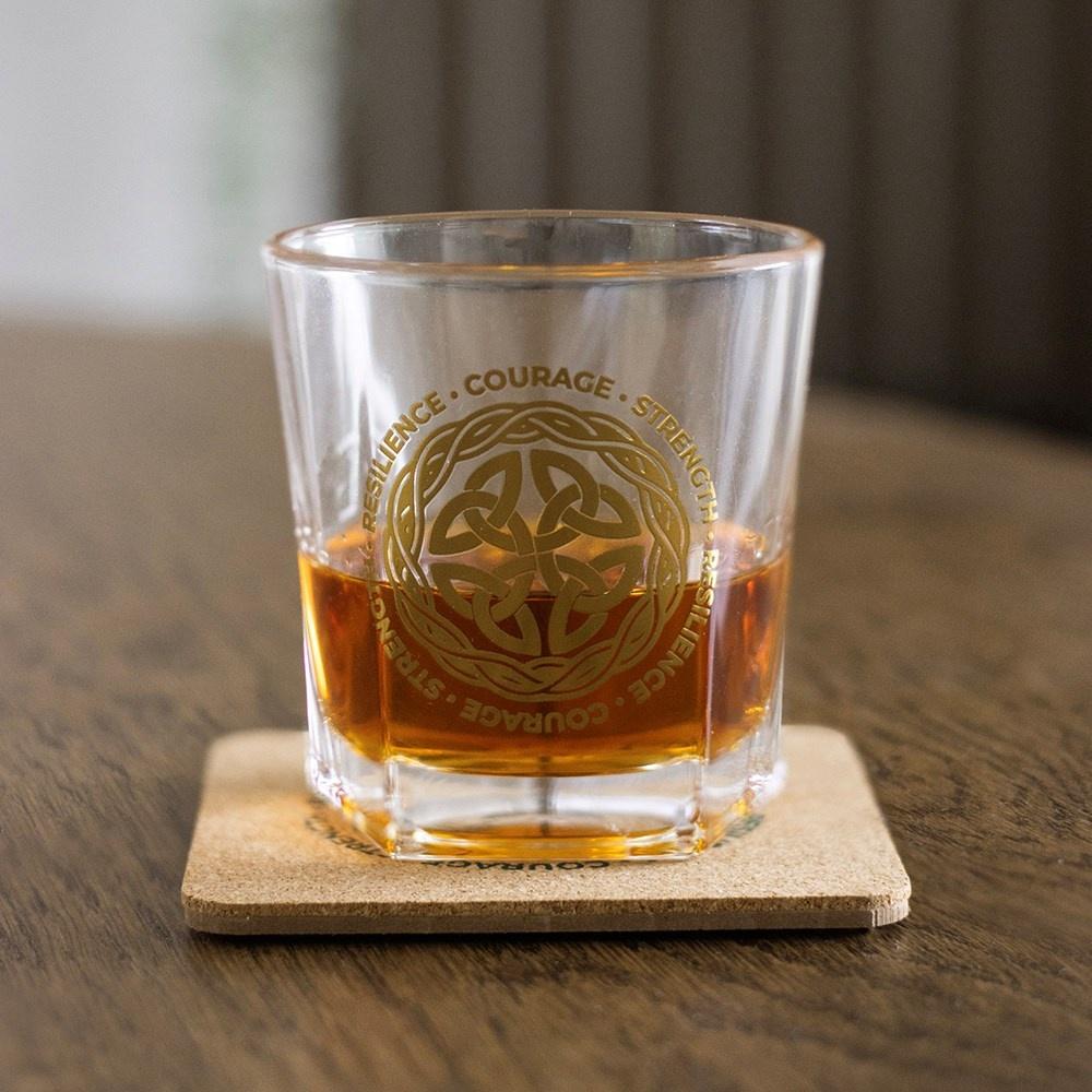 Something Different - Celtic Shield Knot Lowball Glass with Coaster Verrerie - Multicolore